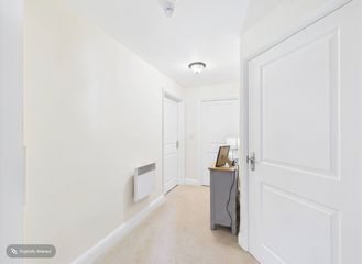cam05591g0pr0022still036001