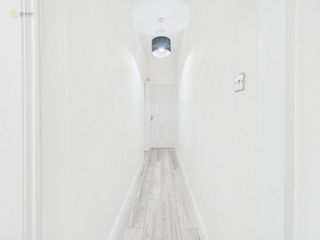 cam05459g0pr0139still021