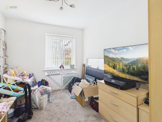 cam05459g0pr0142still013