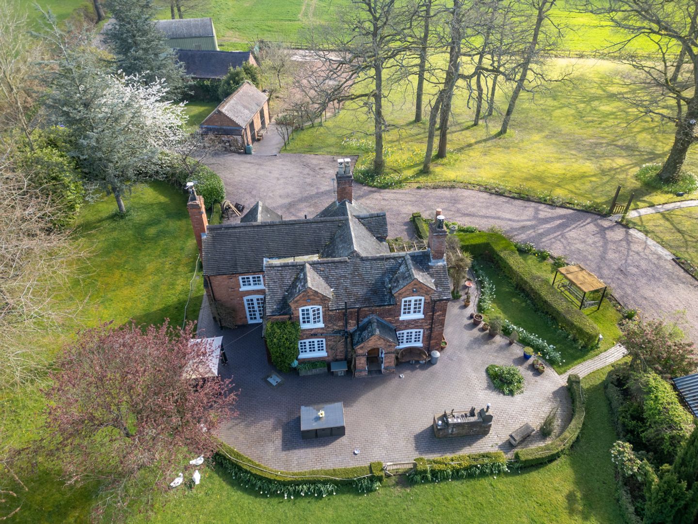 keeperscottagebrockhurstlanecanwellb755sn17