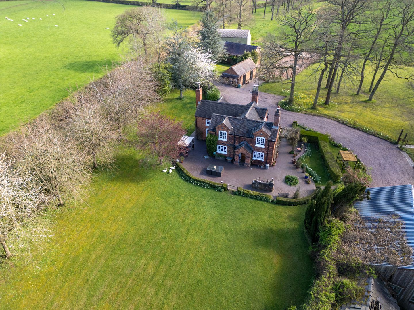 keeperscottagebrockhurstlanecanwellb755sn14