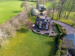 keeperscottagebrockhurstlanecanwellb755sn14