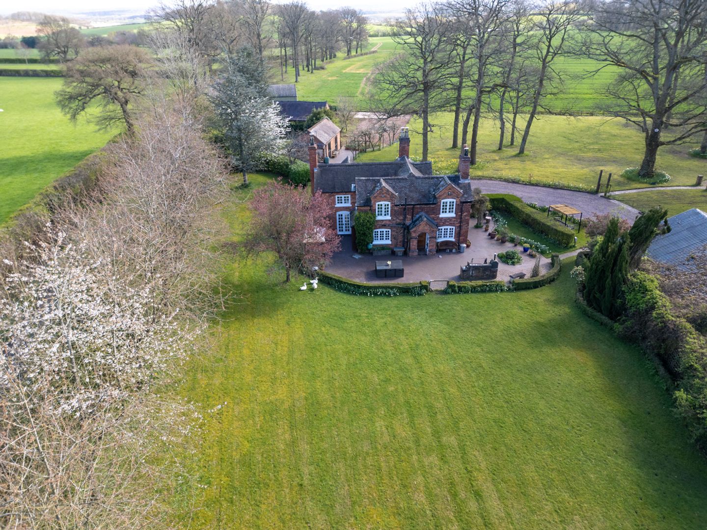keeperscottagebrockhurstlanecanwellb755sn13