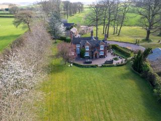 keeperscottagebrockhurstlanecanwellb755sn13