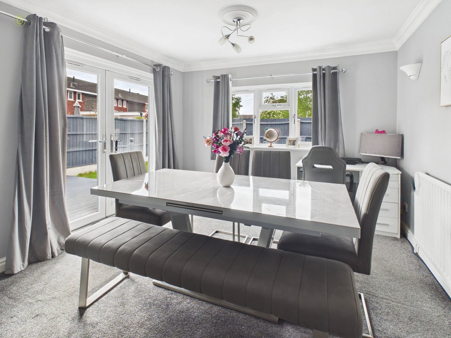 134ed2c56ca1427bbcf2b96fbd50ae19100cam04425g0pr0412still024