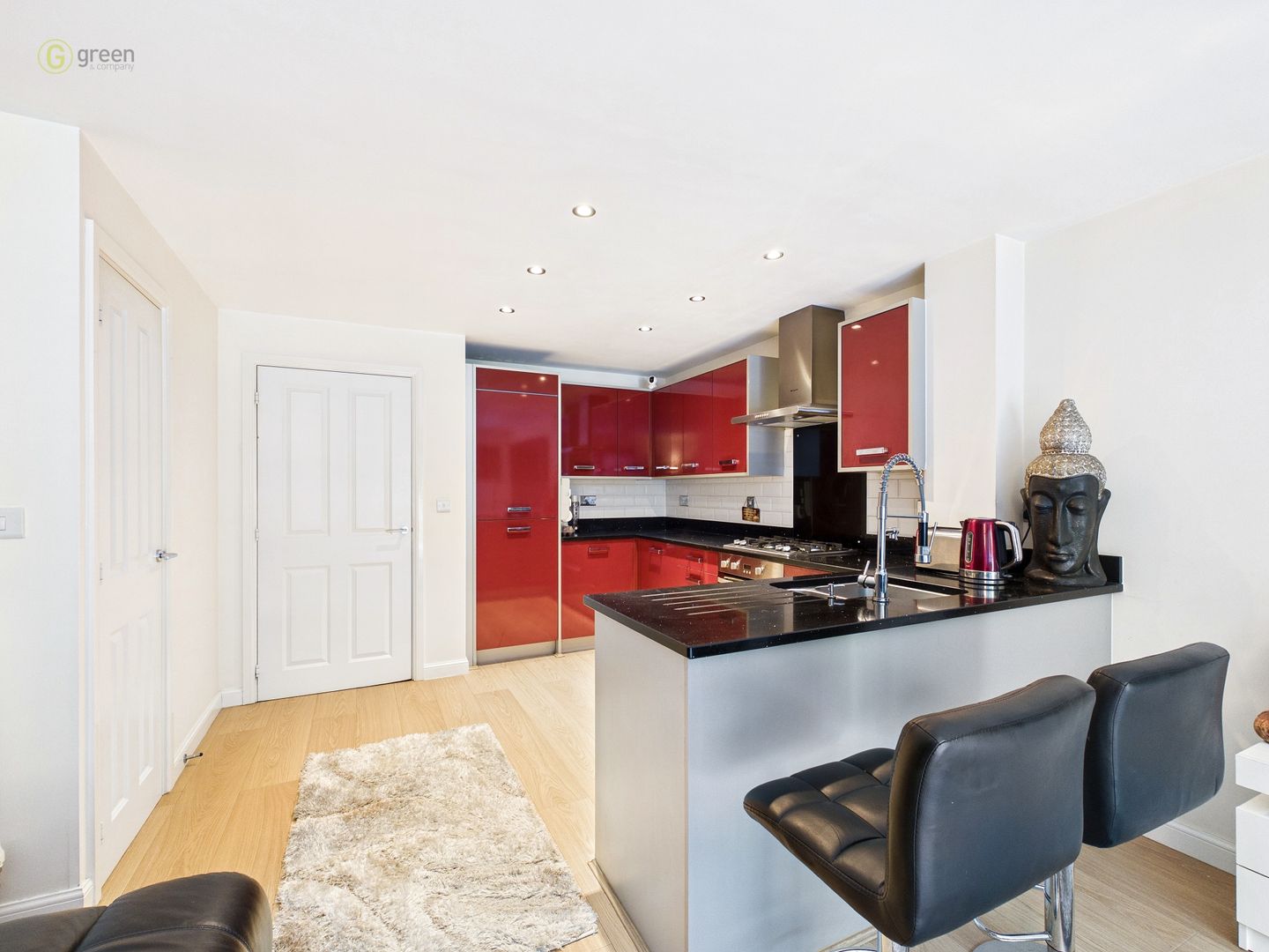 cam05591g0pr0213still035