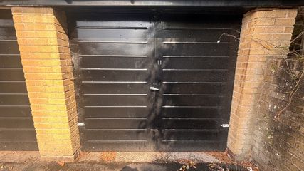 11seymourgardensgaragepicture