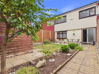 cam01332g0pr0722still020