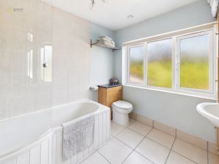 familybathroom