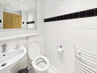 familybathroom2