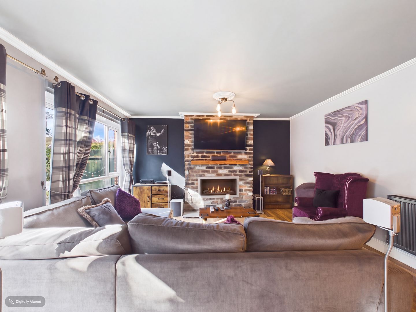cam05591g0pr0296still032001