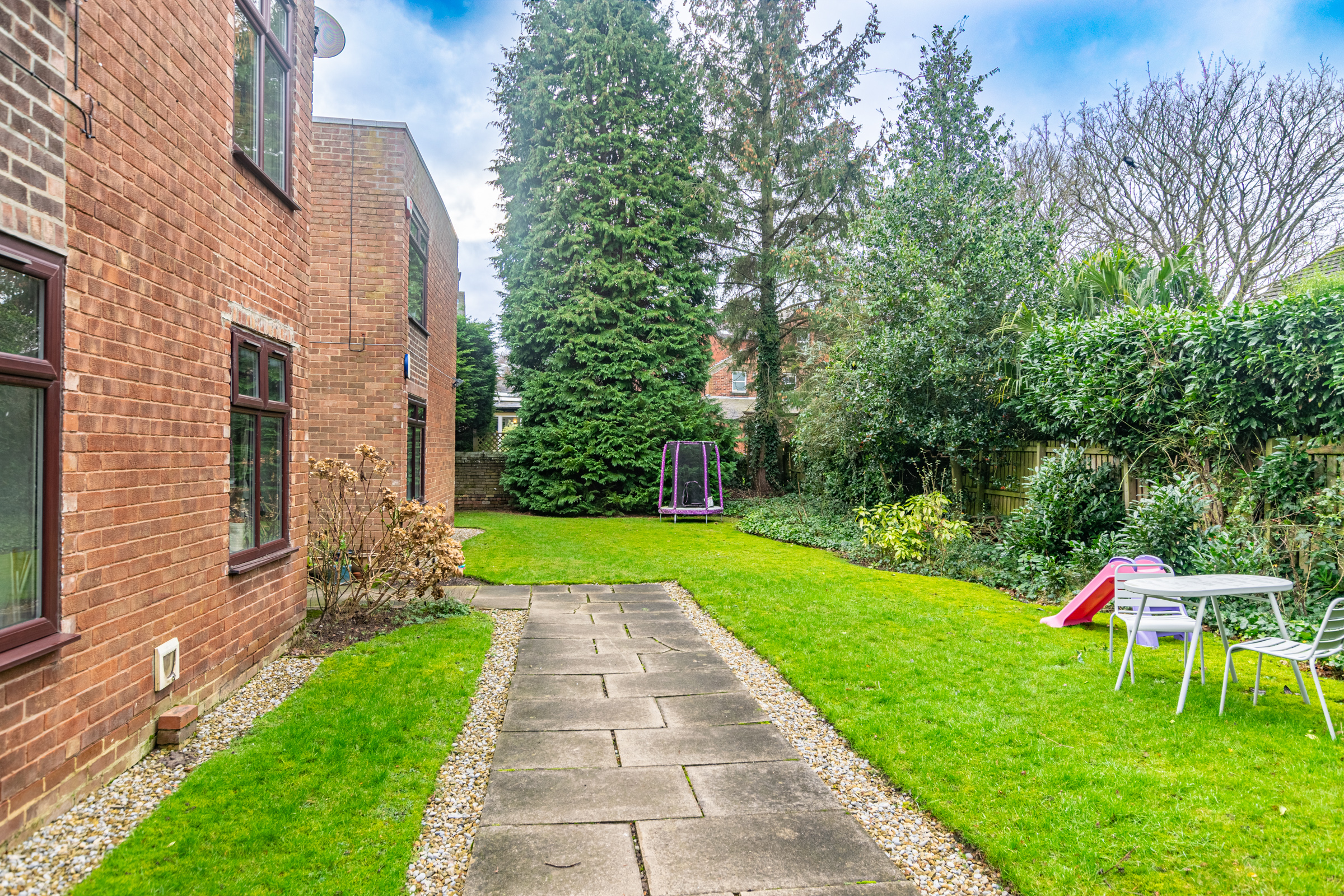 East Moor Close, West Yorkshire, Leeds, LS8 - Photo 15