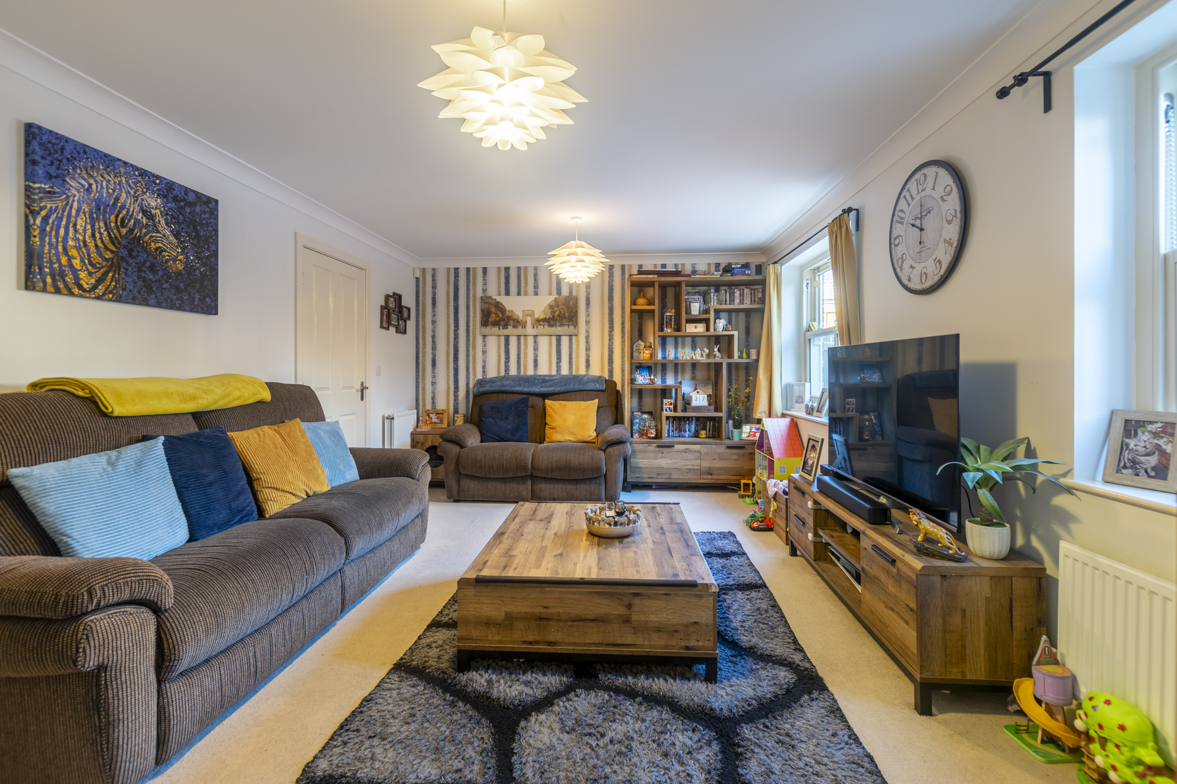 Oak Park Close, Cookridge, Leeds, LS16 - Photo 2