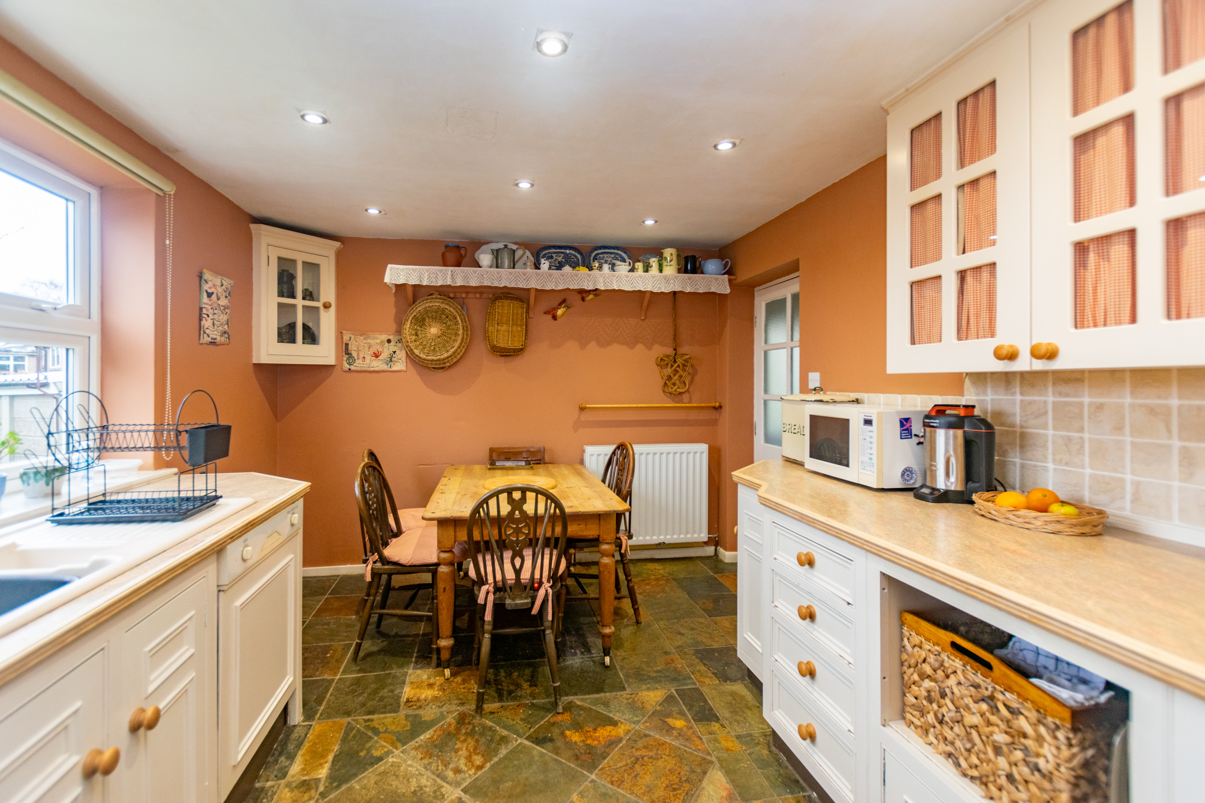 Sandhill Mount, Alwoodley, Leeds, LS17 - Photo 5