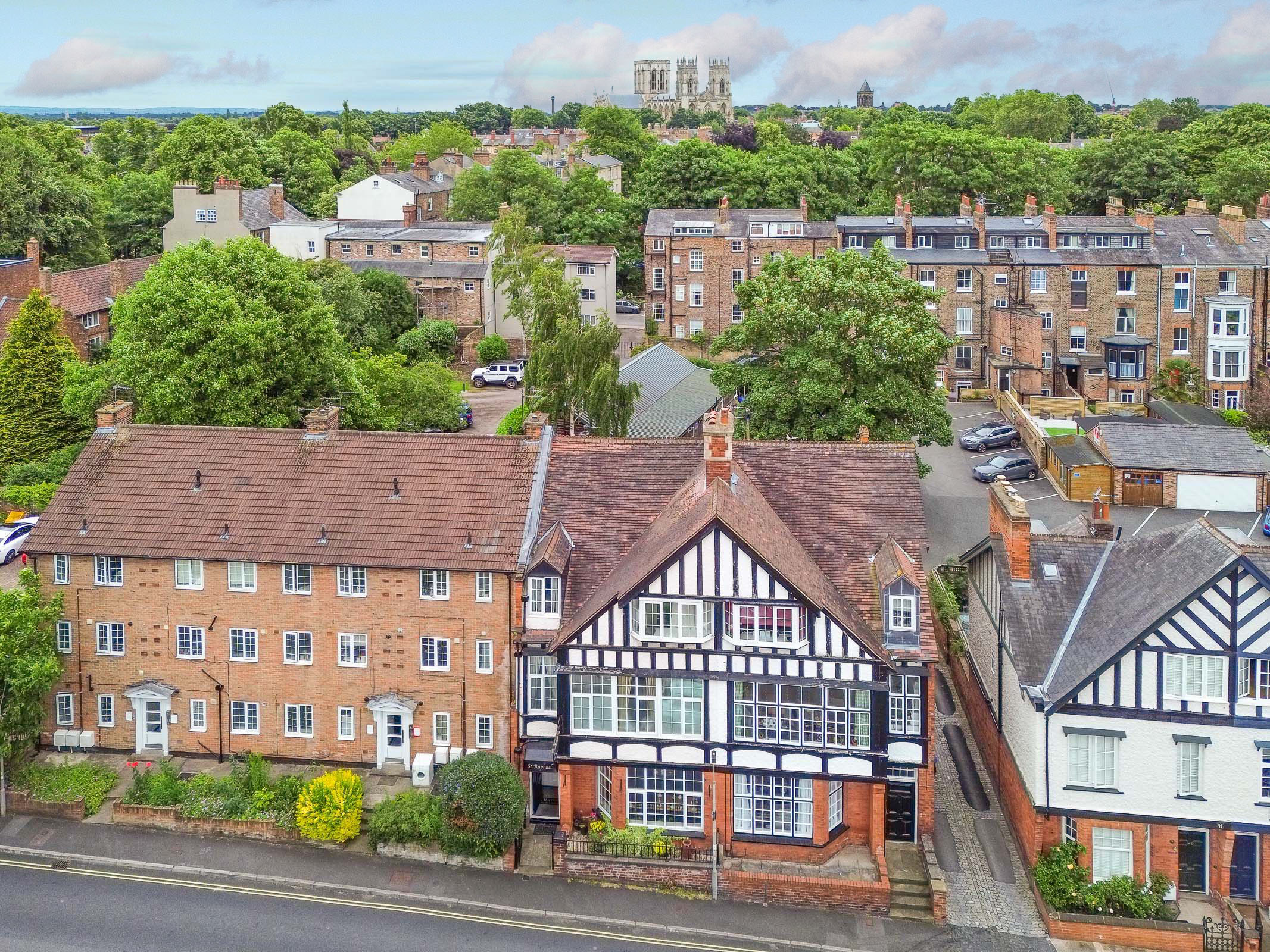 Queen Annes Road, York, YO30