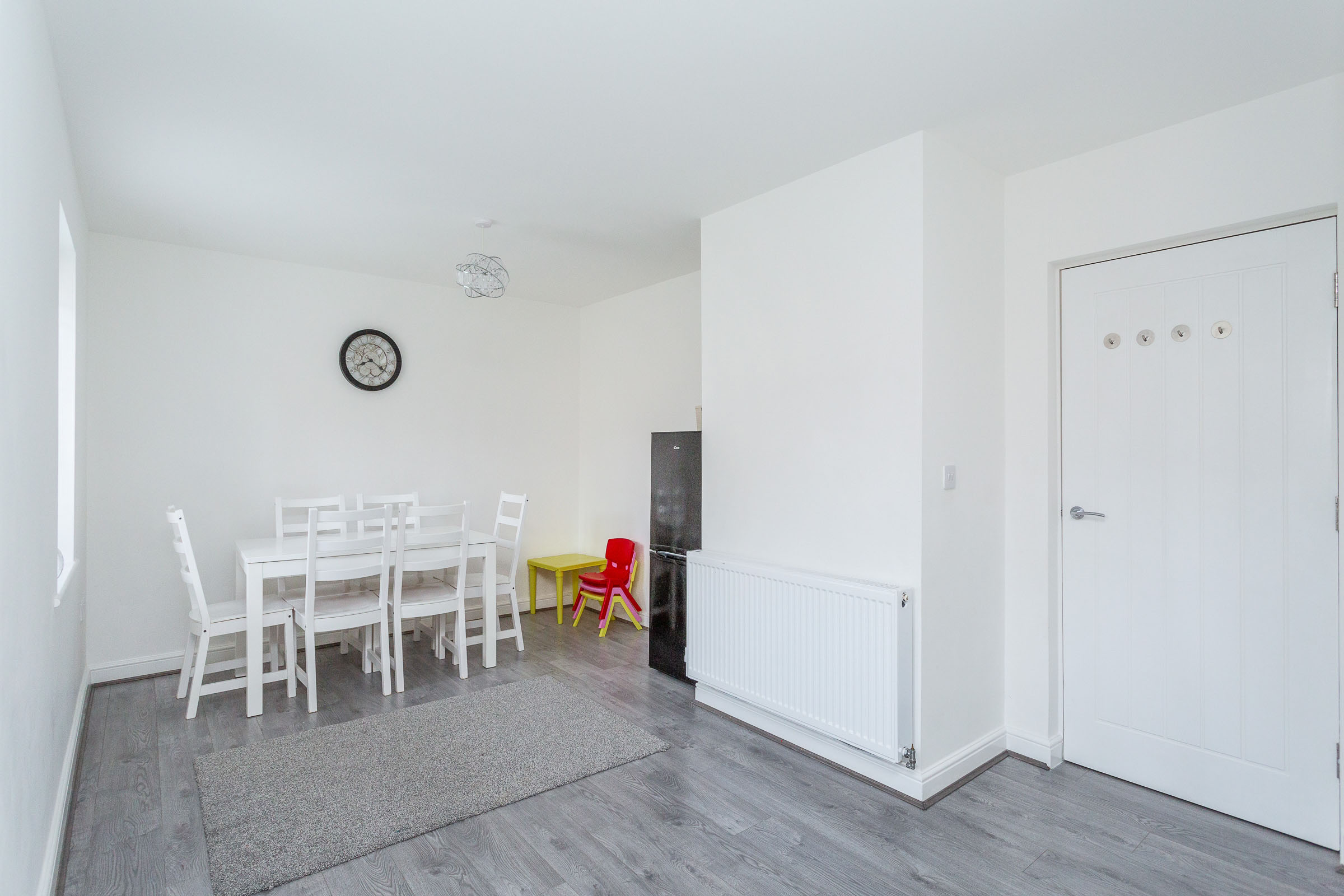 Elizabeth Court, Wakefield, WF2 - Photo 5