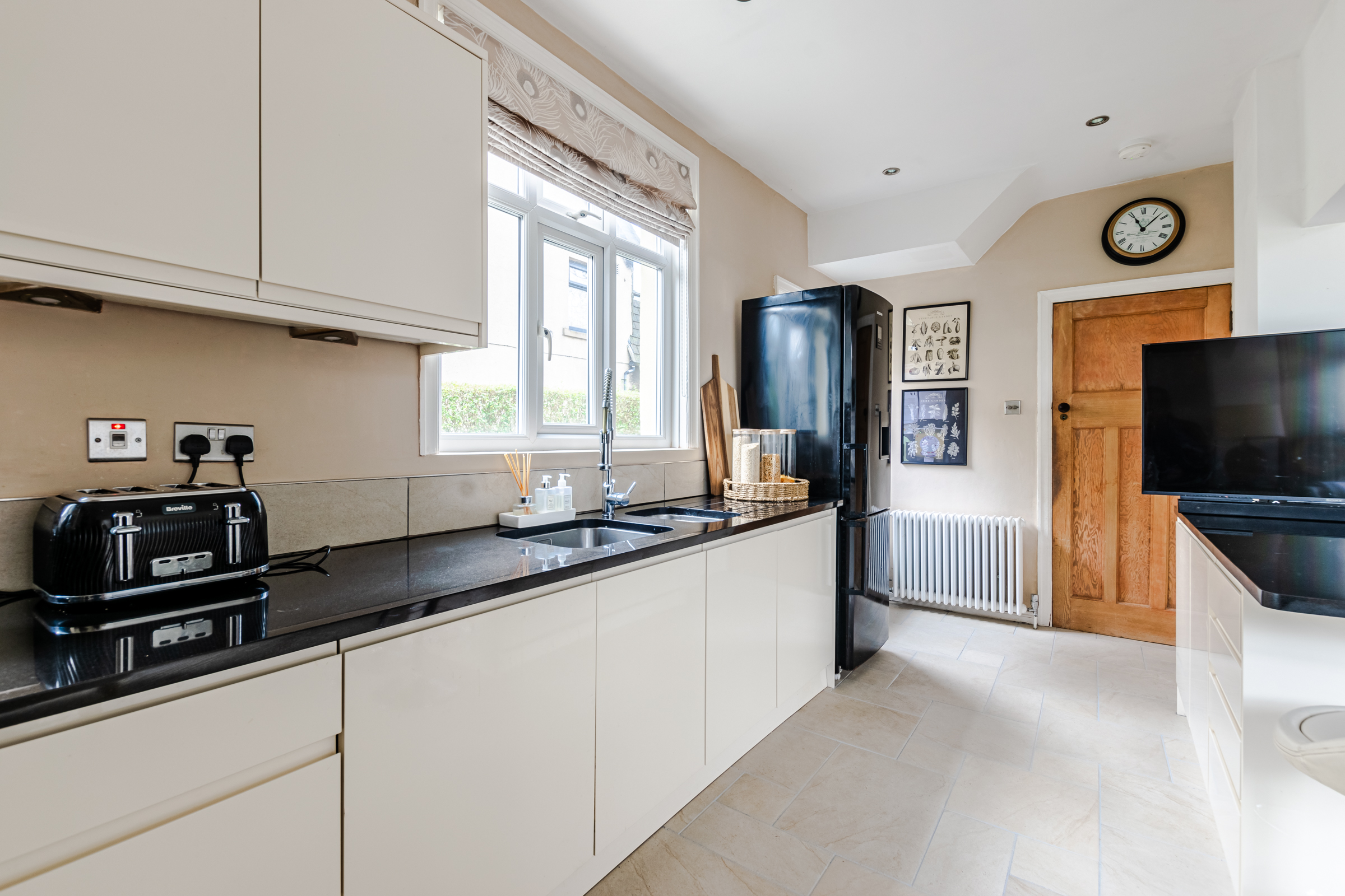 Bentcliffe Drive, Moor Allerton, Leeds, LS17 - Photo 10