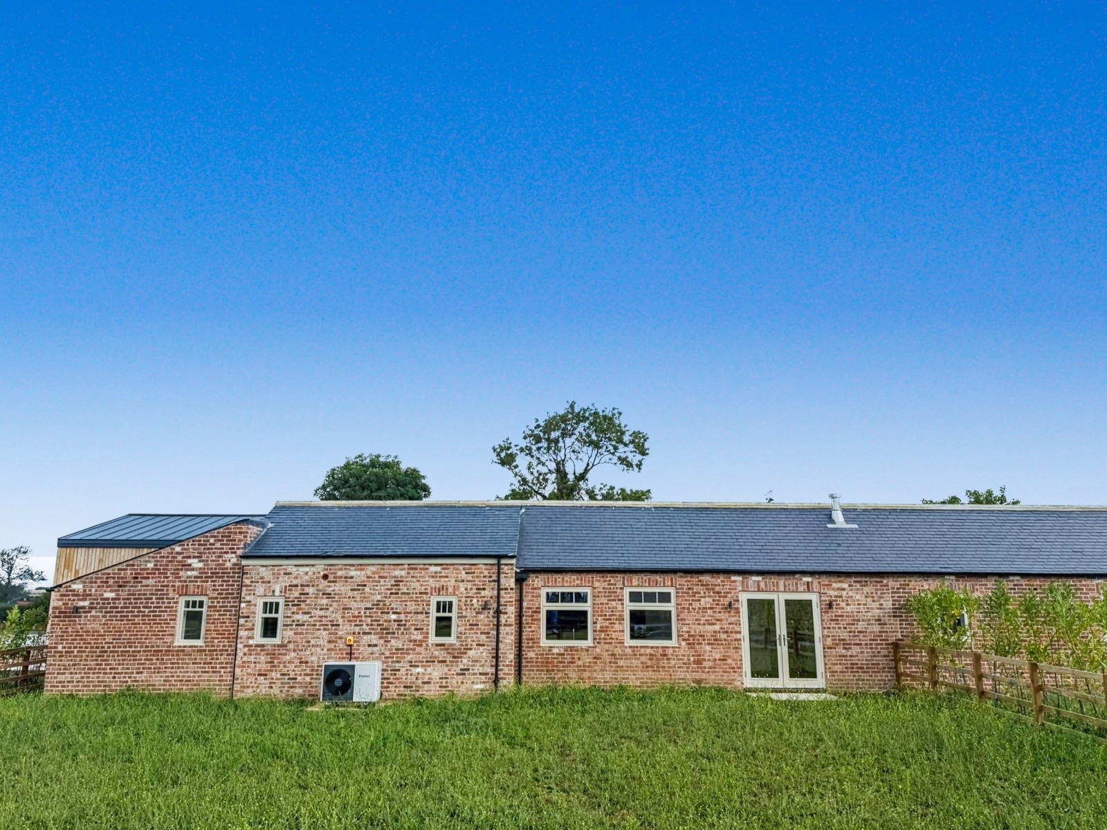 South Cowton, Northallerton, DL7 - Photo 2