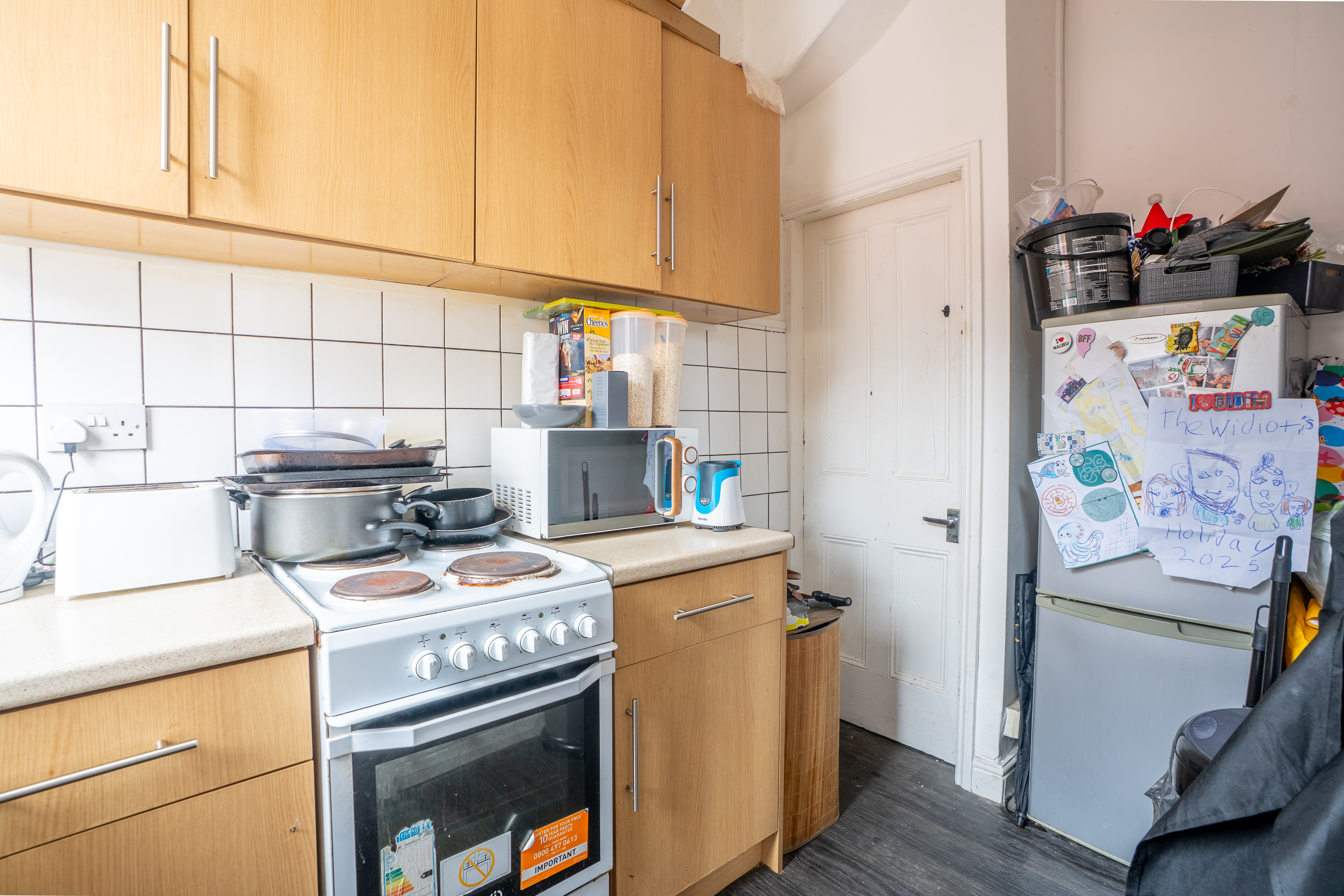 Barton View, Leeds, LS11 - Photo 5