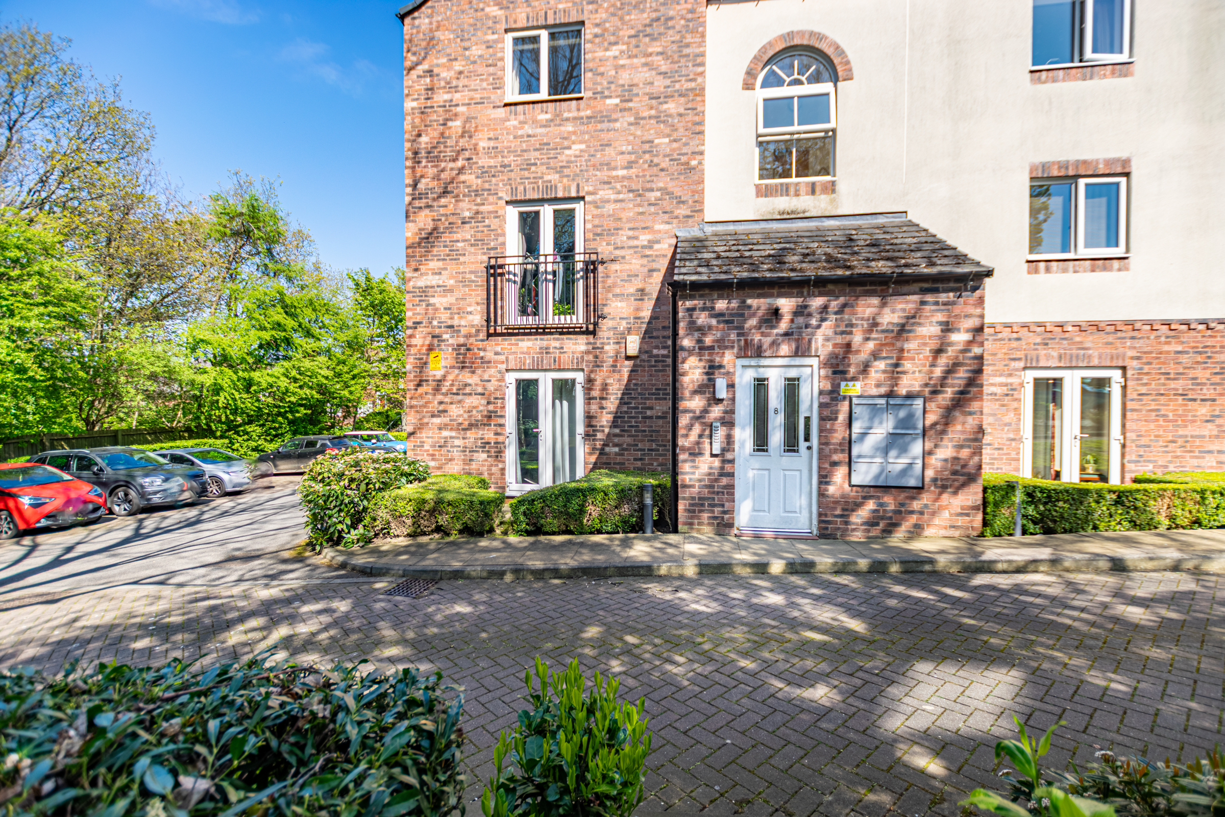 Potternewton Mount, Leeds, LS7 - Photo 15