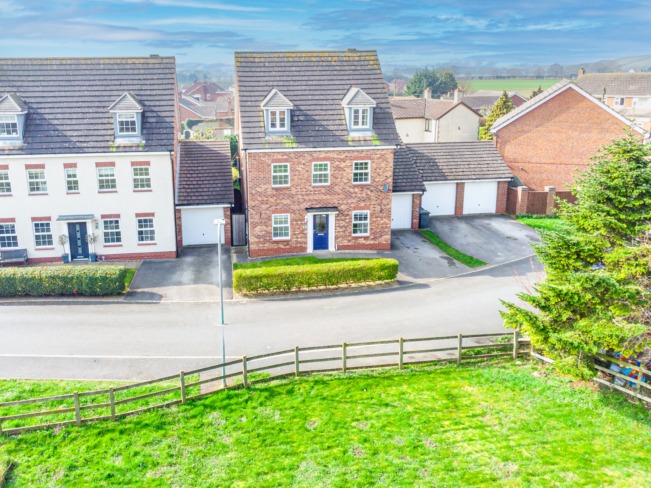 Hollybush Close, Whitley, Selby, DN14