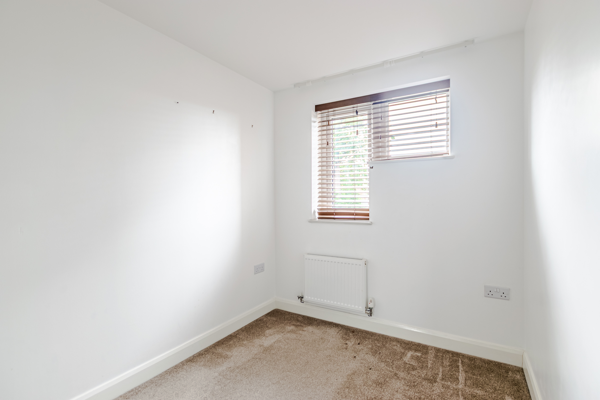 Pearsons Way, Seacroft, Leeds, LS14 - Photo 9