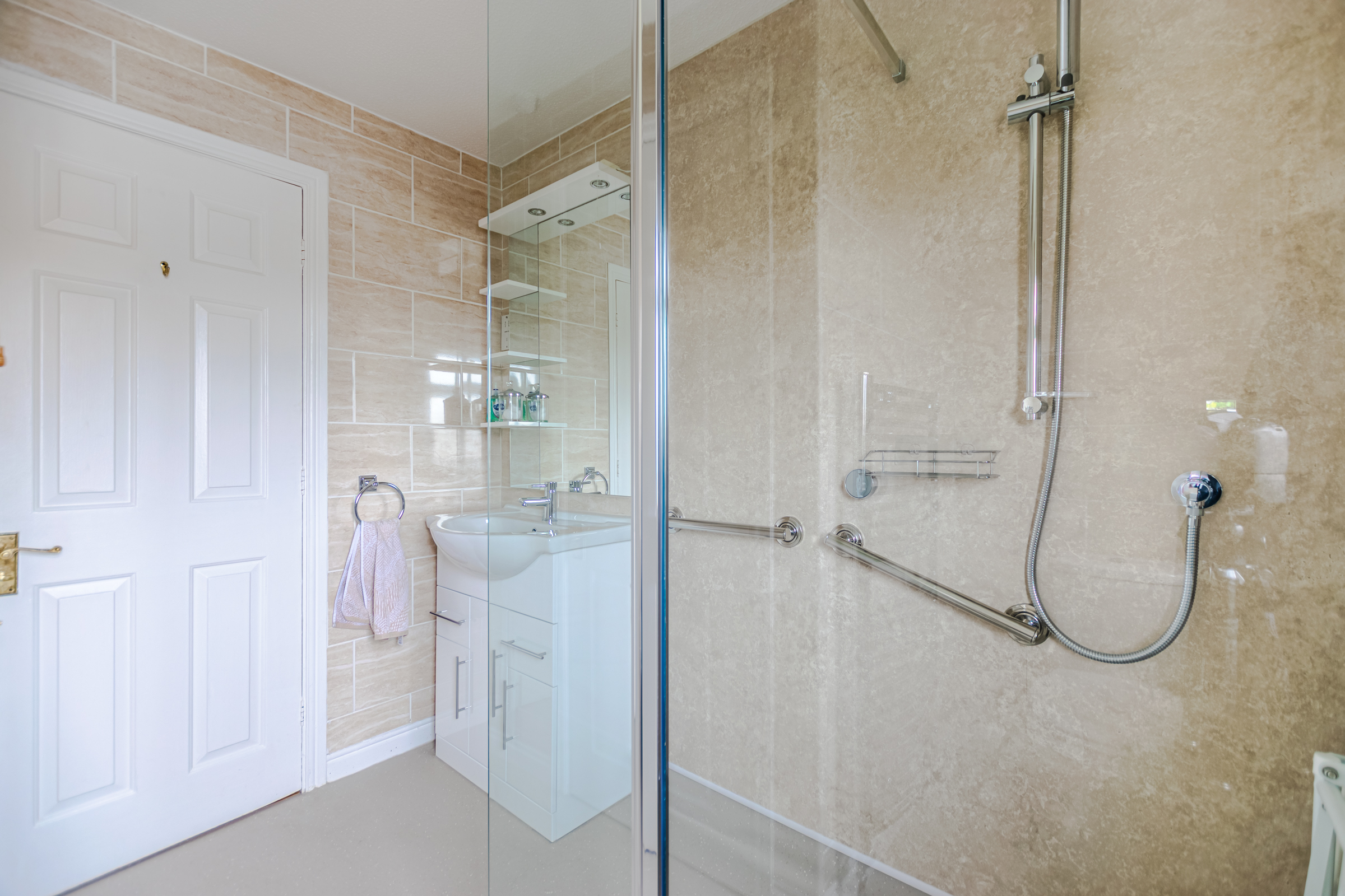 The Spinney, Moor Allerton, Leeds, LS17 - Photo 17