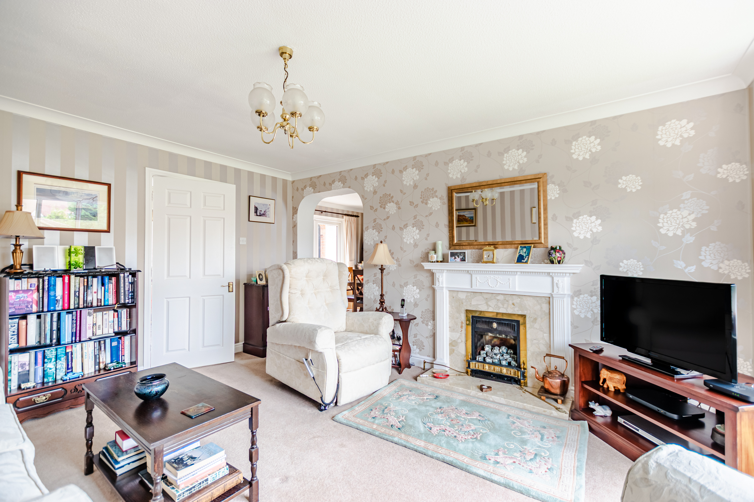 The Spinney, Moor Allerton, Leeds, LS17 - Photo 4